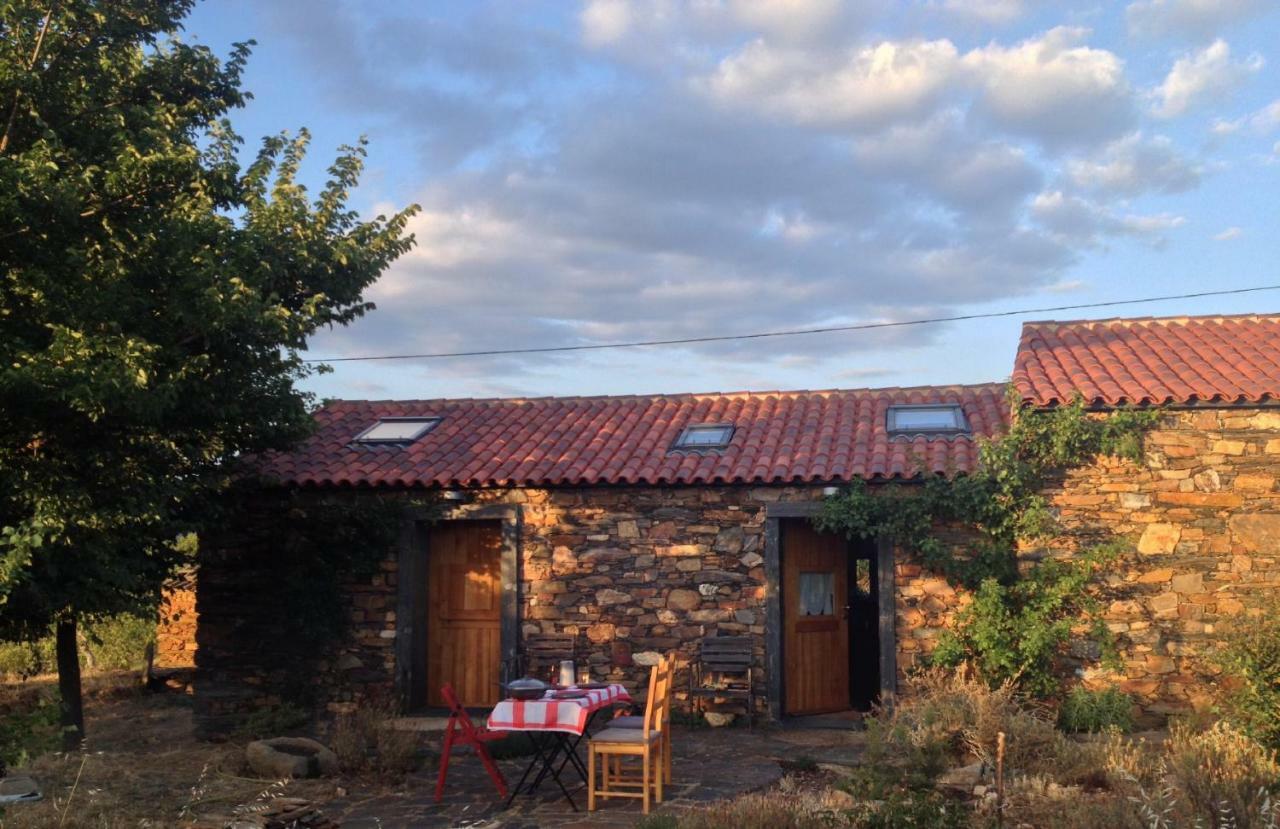 Gasthaus Quinta Dos Baldo Freixo de Espada à Cinta Exterior foto